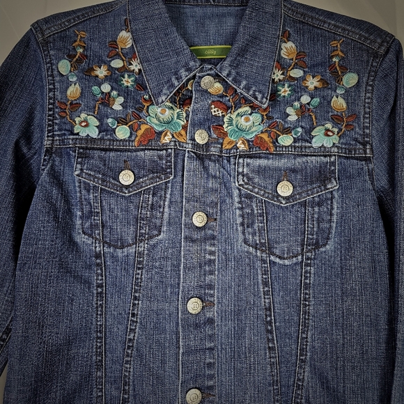 OILILY Women's Vintage Embroidered Denim Jacket - Picture 2 of 15